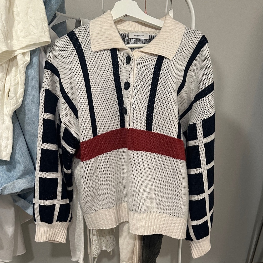 Stylish Cream and Black Cardigan with Red Accent